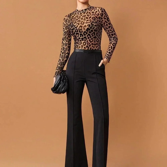 Brown Casual Women's Leopard Print Mesh Top - Picture 5 of 10